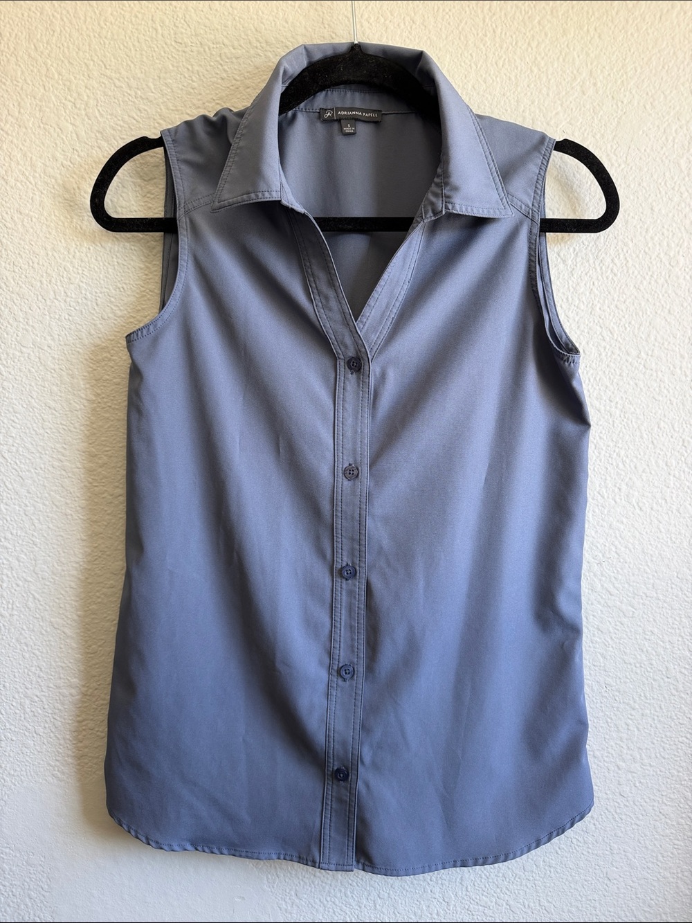 Adrianna Papell Sleeveless Button-Down Shirt in Slate Blue Gray